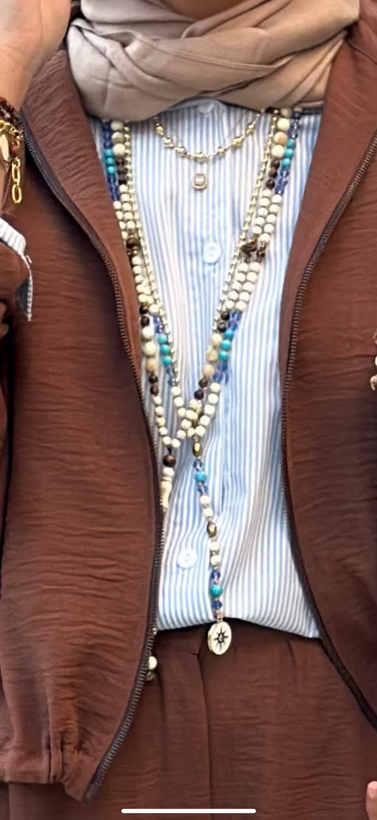 Bubble-pop mocha blouse